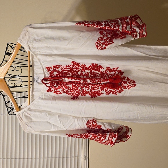 Chic Connection White Dresss w Red Embroidery Womens Size Large (Jacqueline #23) - Picture 3 of 7